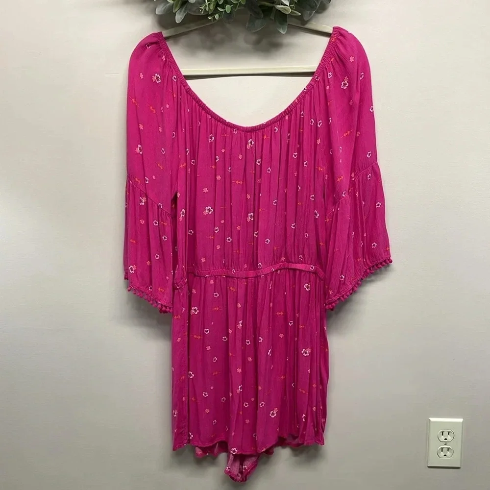 NWOT Mudd Boho Pink 3/4 Bell Sleeve Romper PomPom Detail XXL